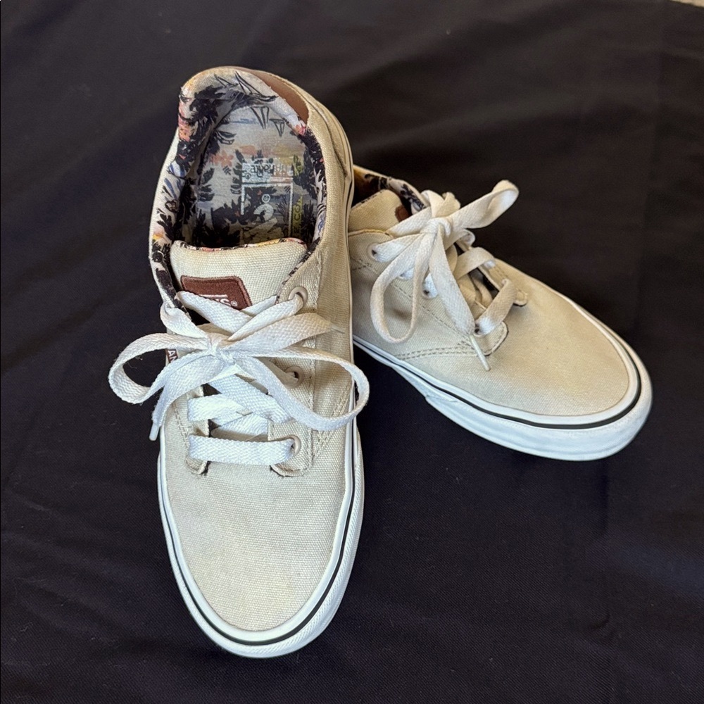 Vans Off the Wall Authentic Lightweight Canvas Sneakers Tropical Tan M7 W8.5